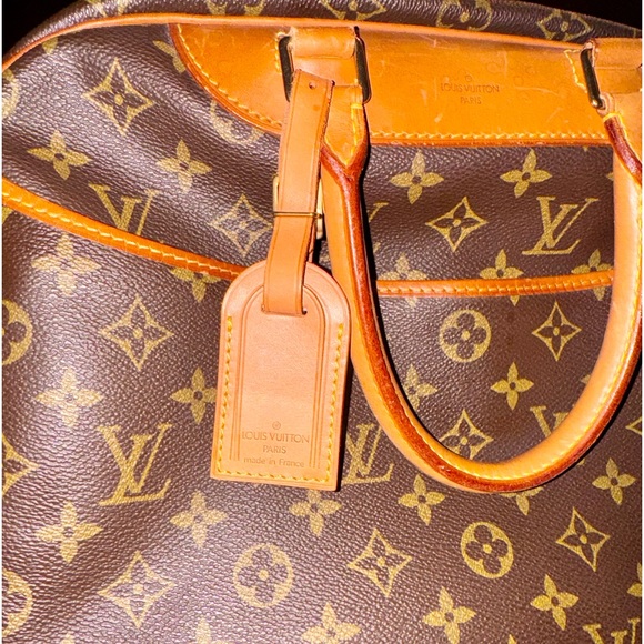 Like new Louis Vuitton bag and matching wallet - Picture 3 of 5